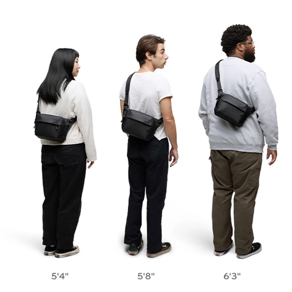 Peak Design Everyday Sling 3L Crossbody Waist Bum Bag in Black - Picture 9 of 11